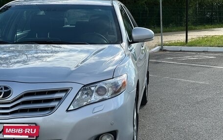 Toyota Camry, 2011 год, 999 000 рублей, 4 фотография
