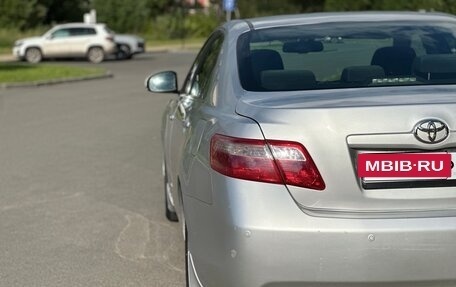 Toyota Camry, 2011 год, 999 000 рублей, 8 фотография