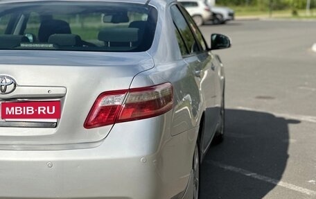 Toyota Camry, 2011 год, 999 000 рублей, 9 фотография