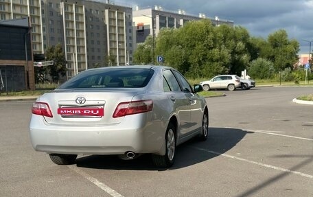 Toyota Camry, 2011 год, 999 000 рублей, 10 фотография