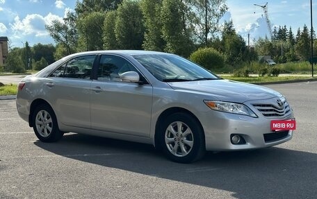 Toyota Camry, 2011 год, 999 000 рублей, 11 фотография