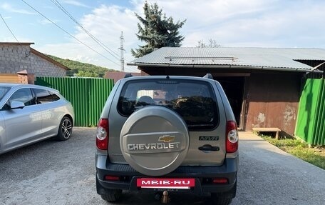 Chevrolet Niva I рестайлинг, 2013 год, 570 000 рублей, 4 фотография