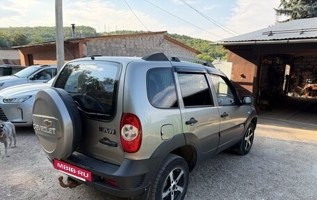 Chevrolet Niva I рестайлинг, 2013 год, 570 000 рублей, 3 фотография