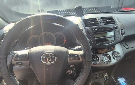 Toyota RAV4, 2011 год, 1 700 000 рублей, 13 фотография