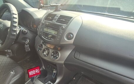 Toyota RAV4, 2011 год, 1 700 000 рублей, 8 фотография