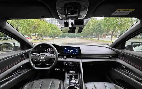 Hyundai Elantra, 2022 год, 1 100 000 рублей, 13 фотография