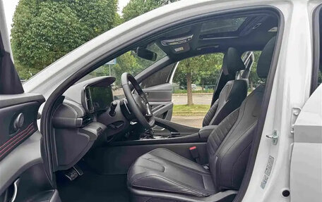 Hyundai Elantra, 2022 год, 1 100 000 рублей, 14 фотография