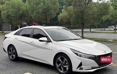 Hyundai Elantra, 2022 год, 1 100 000 рублей, 3 фотография