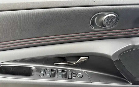 Hyundai Elantra, 2022 год, 1 100 000 рублей, 27 фотография