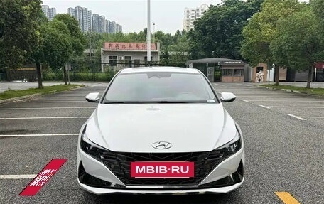 Hyundai Elantra, 2022 год, 1 100 000 рублей, 8 фотография