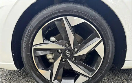 Hyundai Elantra, 2022 год, 1 100 000 рублей, 34 фотография