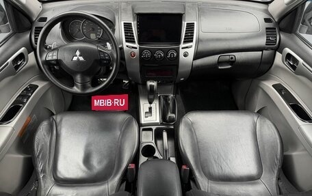 Mitsubishi Pajero Sport II рестайлинг, 2011 год, 1 495 000 рублей, 10 фотография