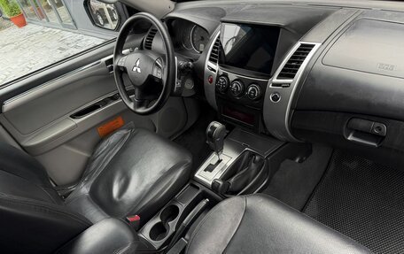 Mitsubishi Pajero Sport II рестайлинг, 2011 год, 1 495 000 рублей, 13 фотография