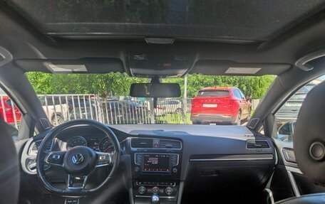 Volkswagen Golf GTI VII, 2017 год, 2 530 000 рублей, 9 фотография