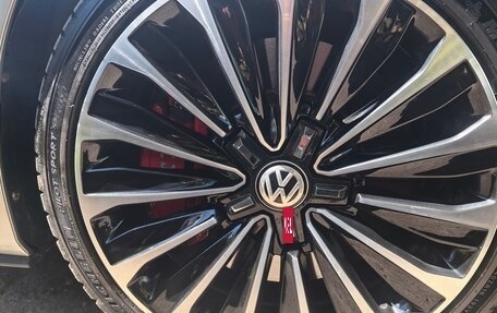 Volkswagen Golf GTI VII, 2017 год, 2 530 000 рублей, 13 фотография