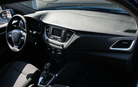 Hyundai Solaris II рестайлинг, 2017 год, 1 050 000 рублей, 8 фотография