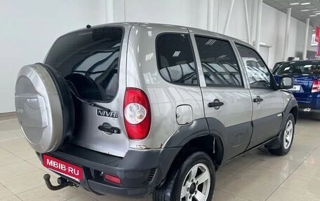 Chevrolet Niva I рестайлинг, 2012 год, 283 000 рублей, 5 фотография