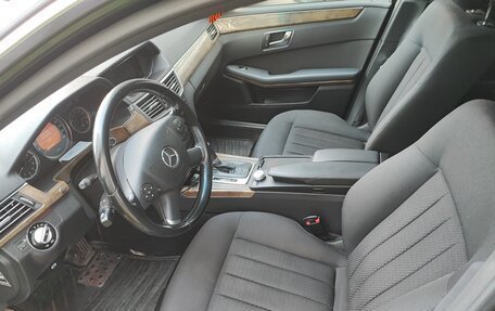 Mercedes-Benz E-Класс, 2009 год, 1 250 000 рублей, 6 фотография