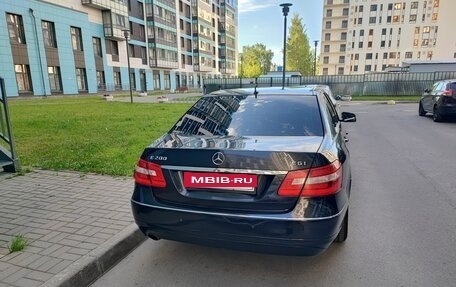 Mercedes-Benz E-Класс, 2009 год, 1 250 000 рублей, 2 фотография