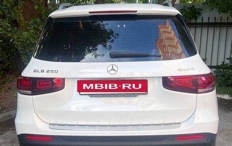 Mercedes-Benz GLB, 2020 год, 4 300 000 рублей, 3 фотография
