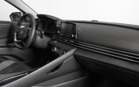 Hyundai Elantra, 2023 год, 2 318 800 рублей, 7 фотография
