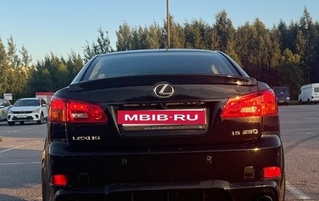 Lexus IS II рестайлинг 2, 2006 год, 1 250 000 рублей, 4 фотография