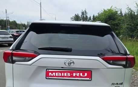 Toyota RAV4, 2025 год, 3 980 000 рублей, 5 фотография