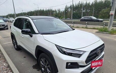 Toyota RAV4, 2025 год, 3 980 000 рублей, 3 фотография