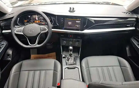 Volkswagen Passat B8 рестайлинг, 2023 год, 1 502 700 рублей, 8 фотография