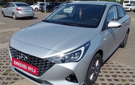 Hyundai Solaris II рестайлинг, 2022 год, 1 800 000 рублей, 11 фотография