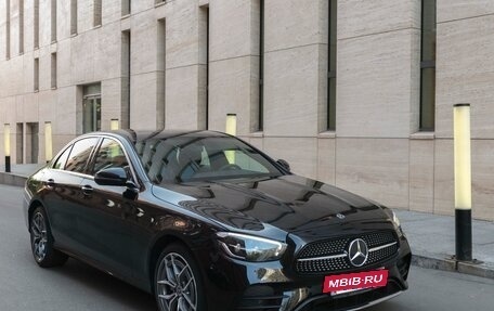 Mercedes-Benz E-Класс, 2020 год, 3 400 000 рублей, 5 фотография