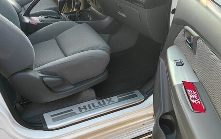 Toyota Hilux VII, 2013 год, 2 700 000 рублей, 5 фотография