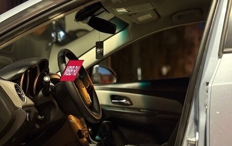 Chevrolet Cruze II, 2011 год, 549 000 рублей, 9 фотография