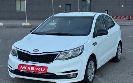 KIA Rio III рестайлинг, 2017 год, 700 000 рублей, 2 фотография