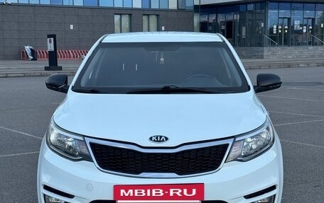 KIA Rio III рестайлинг, 2017 год, 700 000 рублей, 3 фотография