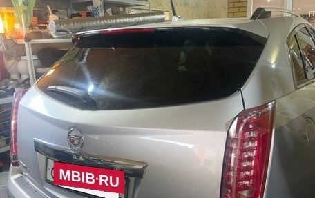 Cadillac SRX II рестайлинг, 2011 год, 1 000 000 рублей, 2 фотография