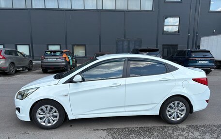 Hyundai Solaris II рестайлинг, 2015 год, 820 000 рублей, 4 фотография