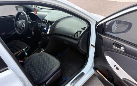 Hyundai Solaris II рестайлинг, 2015 год, 820 000 рублей, 11 фотография