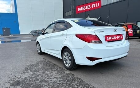 Hyundai Solaris II рестайлинг, 2015 год, 820 000 рублей, 5 фотография