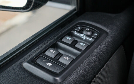 Land Rover Discovery IV, 2010 год, 1 370 000 рублей, 21 фотография