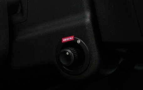 Land Rover Discovery IV, 2010 год, 1 370 000 рублей, 18 фотография
