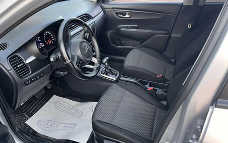 KIA Rio IV, 2018 год, 1 390 000 рублей, 10 фотография