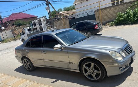 Mercedes-Benz E-Класс, 2007 год, 950 000 рублей, 3 фотография