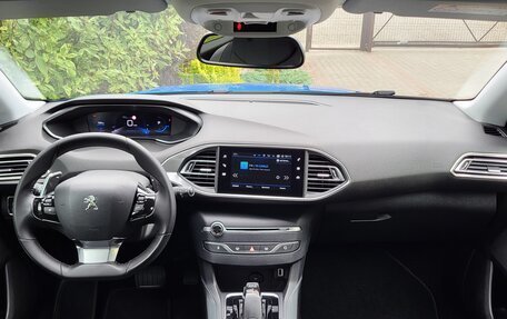 Peugeot 308 II, 2020 год, 1 350 000 рублей, 21 фотография