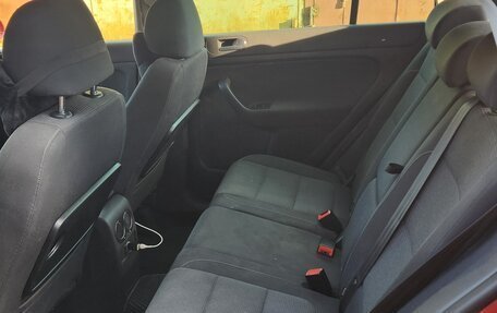 Volkswagen Golf Plus II, 2011 год, 560 000 рублей, 13 фотография