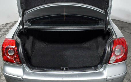 Toyota Avensis III рестайлинг, 2007 год, 599 000 рублей, 19 фотография
