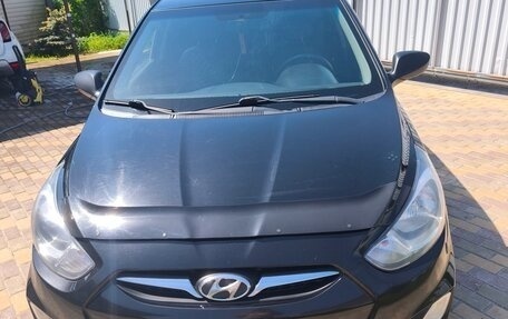 Hyundai Solaris II рестайлинг, 2013 год, 748 000 рублей, 14 фотография