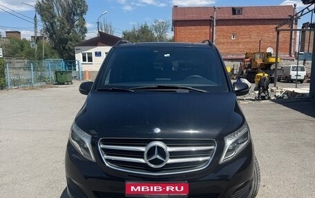 Mercedes-Benz V-Класс, 2016 год, 3 940 000 рублей, 1 фотография