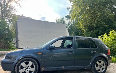 Volkswagen Golf IV, 1998 год, 165 000 рублей, 2 фотография