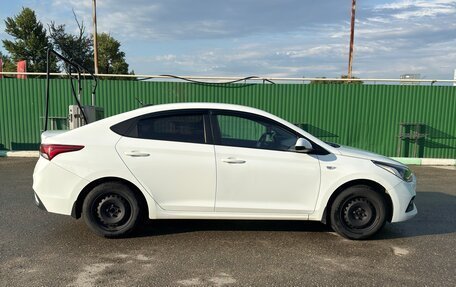 Hyundai Solaris II рестайлинг, 2018 год, 850 000 рублей, 8 фотография